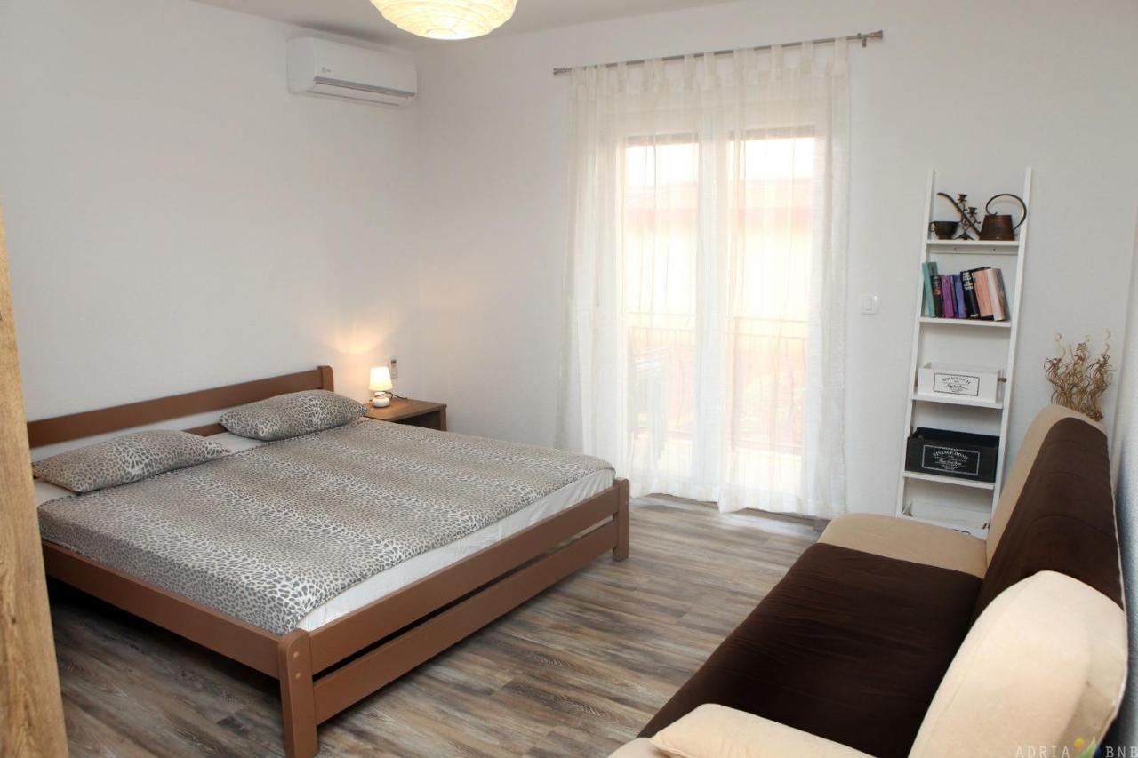 Nice Apartment Near The Sea Es3 Umag Kültér fotó